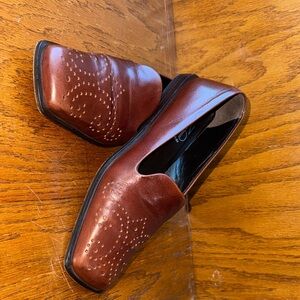 Joan & David Rich Brown Leather Loafers size 71/2